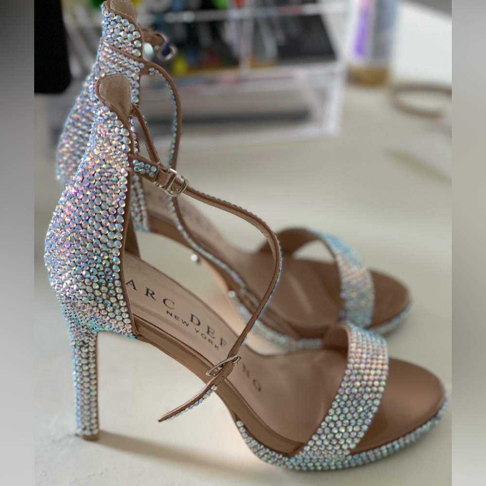 Marc Defang AB stone, small platform shoe, size 8